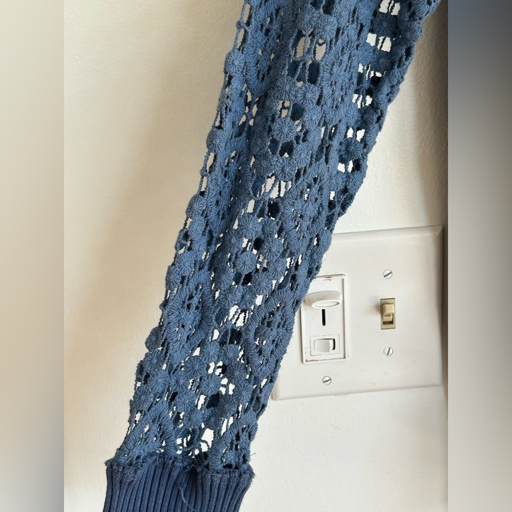NWOT Johnny Was Blue Crochet Top Cottagecore Floral Sheer Coastal Casual - Picture 5 of 9